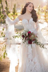 1147 Ivory Lace And Tulle Over Ivory Gown With Ivory Tu detail