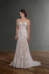 1147 Ivory Lace And Tulle Over Ivory Gown With Porcelai front