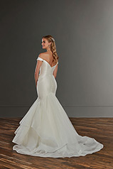 1172 Ivory Gown With Java Tulle Illusion back