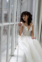 1371 (isiv-iv) Ivory Silver Lace And Ivory Tulle Over I detail