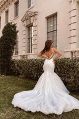 1397 (iv-iv) Ivory Gown With Ivory Tulle Illusion back