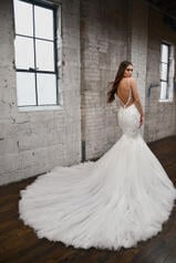 1397 (iv-iv) Ivory Gown With Ivory Tulle Illusion back