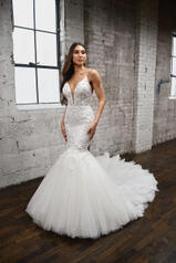 1397 (iv-iv) Ivory Gown With Ivory Tulle Illusion front