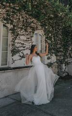 7295 (IV-IV)Ivory Lace And Tulle Over Honey Gown front