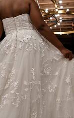 D3258 (iv-iv)ivory Gown With Ivory Tulle Plungefffaf2 detail