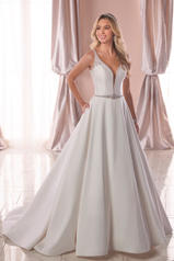 6782 Creme Gown/Ivory Tulle Plunge front