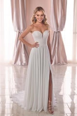 6786 Ivory Gown/Ivory Tulle Plunge front