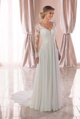 6843 Ivory Gown/Ivory Tulle Illusion front