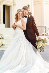 6886 Ivory Lace And Tulle Over Ivory Gown With Ivory Tu multiple