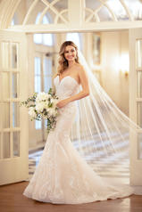 6979 White Lace Tulle and Regency Organza over White Go front