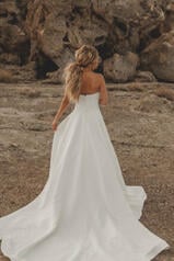 7045 (IVR) Ivory with Beaded Lace Trim back