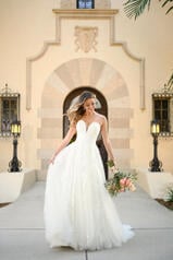 7076 Ivory Gown With Ivory Tulle Plunge front