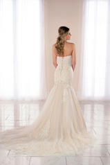 7092 Ivory Lace and Tulle over Ivory Gown with Ivory Tu back