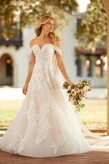 7115 Ivory Lace Tulle And Regency Organza Over Ivory Go front