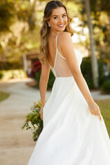 7151 Ivory Gown With Ivory Tulle Plunge detail