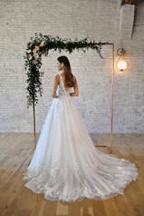 7194 (IVIV-IV) Ivory Lace and Tulle over Ivory Gown wit back