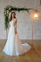 7316 (iv-iv) Ivory Lace Tulle And Regency Organza Over  front