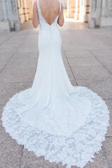 7335 (iv-iv) Ivory Gown With Ivory Tulle Plunge back