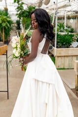 7341 (iv-iv) Ivory Gown With Ivory Tulle Illusion detail
