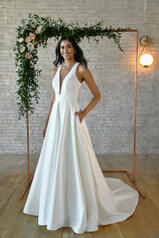 7341 (iv-iv) Ivory Gown With Ivory Tulle Illusion front