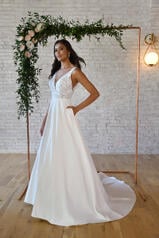 7361 (iv-iv) Ivory Gown With Ivory Tulle Plunge front