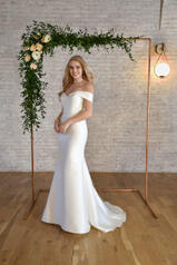 7363 (IV-IV) Ivory Gown with Ivory Tulle Illusion front