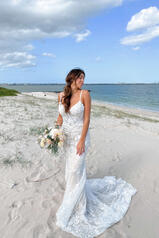 7370 (iv-ivr) Ivory Lace And Tulle Over Ivory Gown front