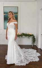 D3247 (iv-iv)ivory Gown With Ivory Tulle Plungefffaf2 front
