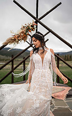 Avery Ivory Lace And Tulle Over Ivory Calais Chiffon Wit detail