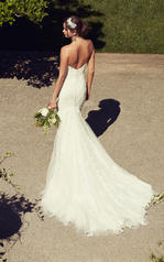 D1788 Ivory Lace over Ivory Royal Organza back