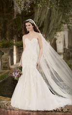 D1900 Ivory Lace and Tulle over Ivory Gown front