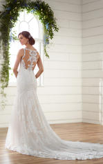 D2208 Ivory Lace over Ivory Gown with Porcelain Tulle Il back