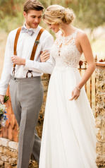 D2371 Ivory Gown with Ivory Tulle Illusion detail