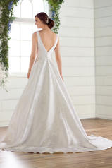 D2639 Ivory Gown/Ivory Tulle Illusion back