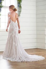 D2672 Ivory Lace/Tulle/Ivory Gown/Ivory Tulle Illusion back