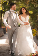 D2810 (iv-iv) Ivory Gown With Ivory Tulle Plungefffaf2 front