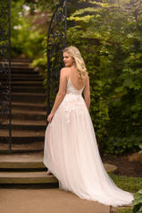 D2840 (iviv-iv)ivory Lace And Tulle Over Ivory Gown With back