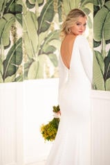 D2972-CL (iv-iv)ivory Gown With Ivory Tulle Illusionfffaf2 detail