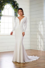 D2972-CL (iv-iv)ivory Gown With Ivory Tulle Illusionfffaf2 front