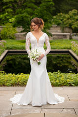 D3029 (iv-iv)ivory Gown With Ivory Tulle Plungefffaf2 front