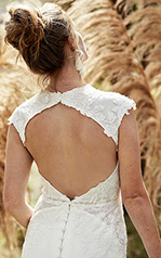 Emery Ivory Gown With Ivory Tulle Plunge detail