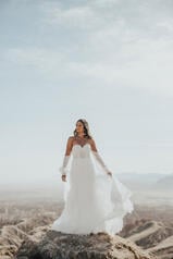 Knox (iv-ivr) Ivory Lace And Tulle Over Ivory Gown front