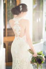947 Ivory Lace Over Ivory Gown With Porcelain Tulle Il back