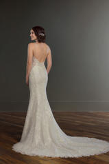 993 Ivory Gown With Porcelain Tulle Illusion front