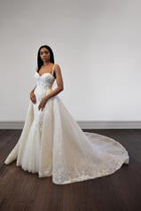 LE1144 (iviv-iv) Ivory Lace And Tulle Over Ivory Gown Wit front