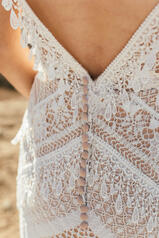 Micah (iviv-mo) Ivory Lace Over Ivory Imperial Crepe Wit detail