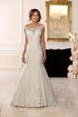 6569 Ivory Lace And Tulle Over Ivory Gown With Ivory Tu front
