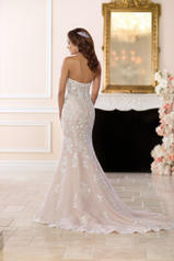 6589 Ivory Silver Lace On Moscato Gown back