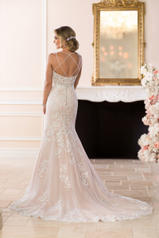 6590 Ivory Lace On Moscato Gownwhite Lace On White Gown back