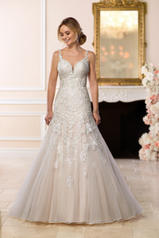 6601 Ivory Lace And Tulle Over Ivory Gown With Porcelai front